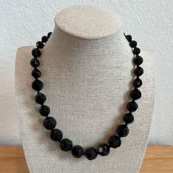 NWOT Black Stone Necklace & Bracelet - Picture 2 of 5